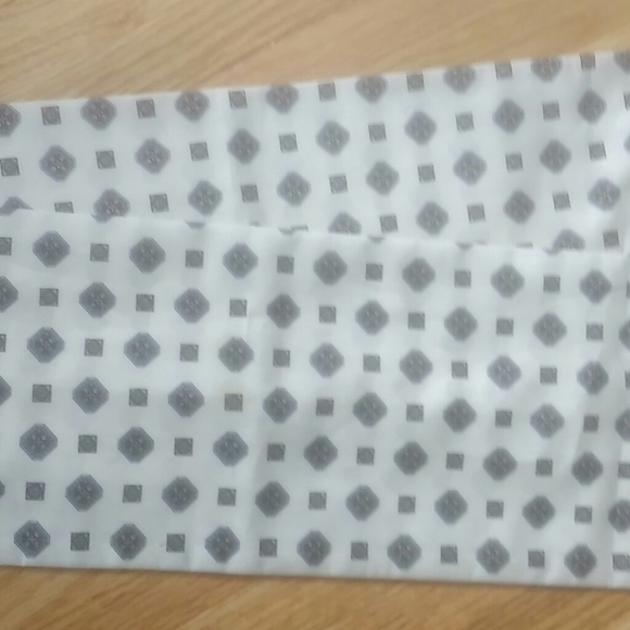 Men's Silk Print Scarf - Picture 5 of 5